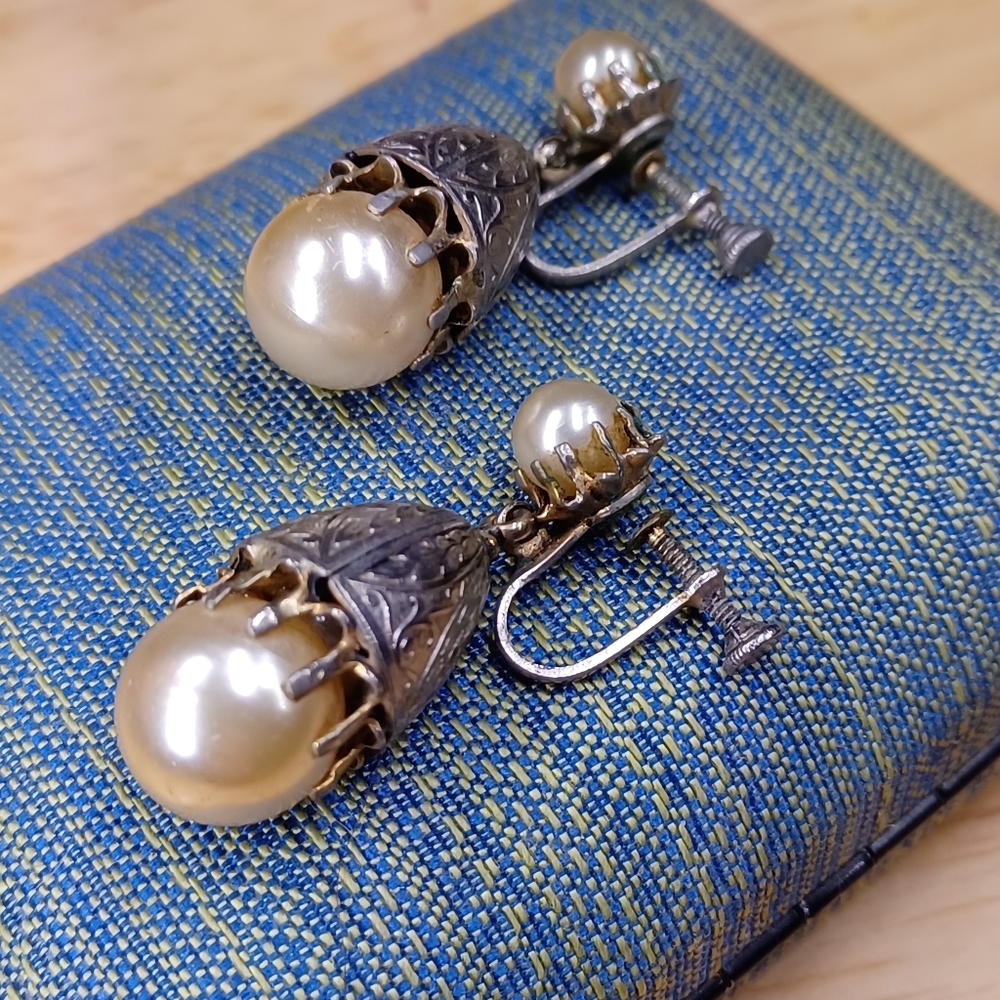 Pearl Earrings